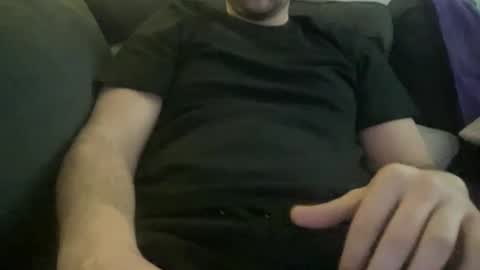 Snapshot of roythegil chatting on 02/03/25, 12:58 roythegil online show from 02/03/25, 12:58