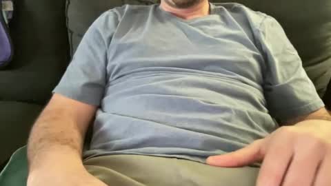 Snapshot of roythegil chatting on 02/14/25, 10:14 roythegil online show from 02/14/25, 10:14