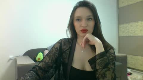 Snapshot of roza05x chatting on 05/06/26, 10:53 Roza05x online show from 05/06/26, 10:53