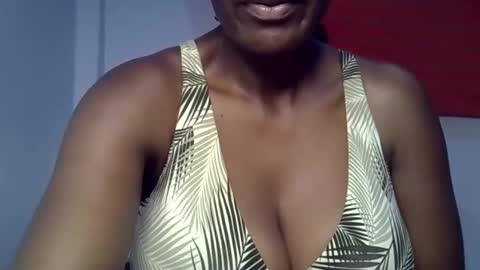 Snapshot of rozie34 chatting on 03/03/26, 06:58 rozie34 online show from 03/03/26, 06:58