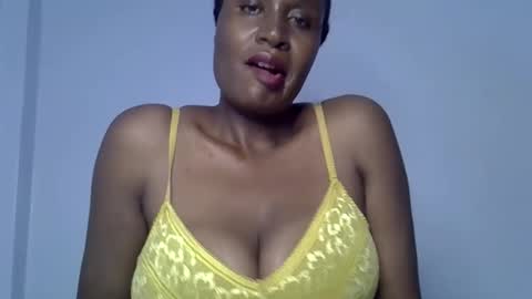 Snapshot of rozie34 chatting on 03/18/26, 09:29 rozie34 online show from 03/18/26, 09:29