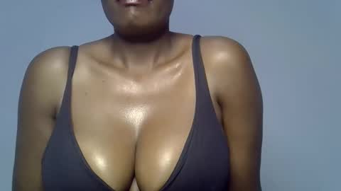 Snapshot of rozie34 chatting on 03/31/26, 08:20 rozie34 online show from 03/31/26, 08:20