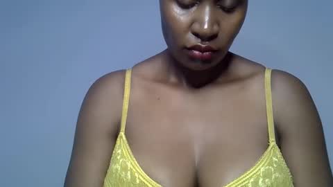 Snapshot of rozie34 chatting on 05/11/26, 07:36 rozie34 online show from 05/11/26, 07:36