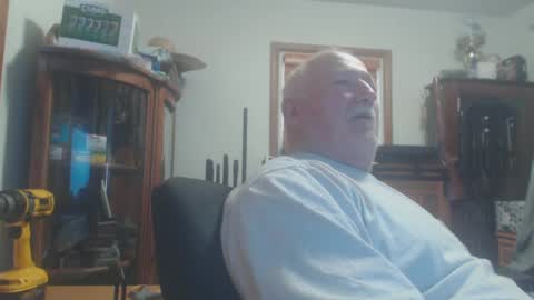 Snapshot of rpm12668467 chatting on 12/18/24, 03:33 rpm12668467 online show from 12/18/24, 03:33