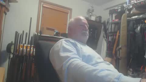 Snapshot of rpm12668467 chatting on 01/17/25, 12:42 rpm12668467 online show from 01/17/25, 12:42