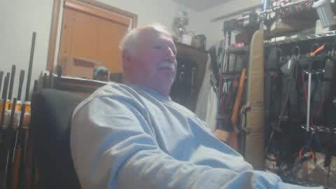 Snapshot of rpm12668467 chatting on 01/24/25, 12:20 rpm12668467 online show from 01/24/25, 12:20