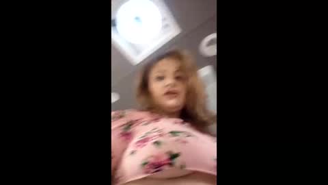 Snapshot of rraineonme chatting on 02/08/26, 12:14 rraineonme online show from 02/08/26, 12:14