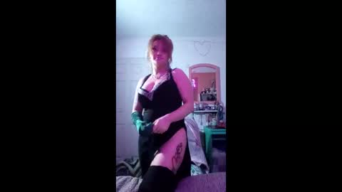 Snapshot of rraineonme chatting on 02/24/26, 10:02 rraineonme online show from 02/24/26, 10:02