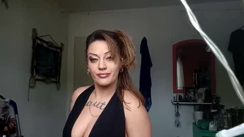 Snapshot of rraineonme chatting on 04/14/26, 03:51 rraineonme online show from 04/14/26, 03:51