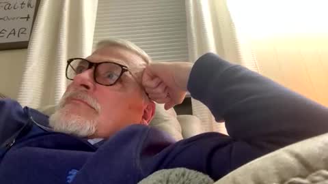 Snapshot of rs006 chatting on 03/29/26, 12:32 rs006 online show from 03/29/26, 12:32