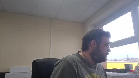 Snapshot of rsrd1000 chatting on 12/08/24, 12:41 rsrd1000 online show from 12/08/24, 12:41