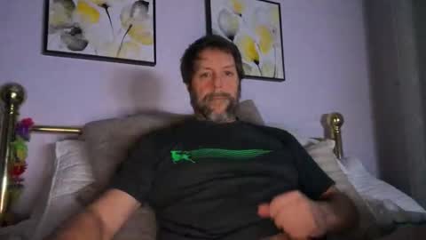 Snapshot of rtrmoney18 chatting on 01/13/26, 12:49 rtrmoney18 online show from 01/13/26, 12:49