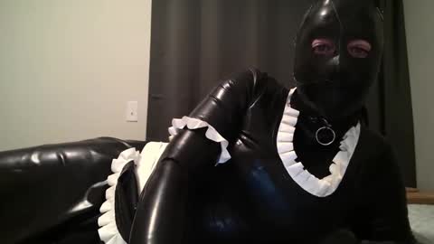 Snapshot of rubber3452 chatting on 12/03/24, 02:03 rubber3452 online show from 12/03/24, 02:03
