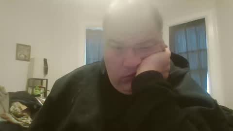 Snapshot of rubbersoulhole chatting on 04/30/26, 11:27 rubbersoulhole online show from 04/30/26, 11:27