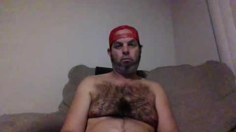 Snapshot of rubbingoneout714 chatting on 01/27/25, 11:43 rubbingoneout714 online show from 01/27/25, 11:43