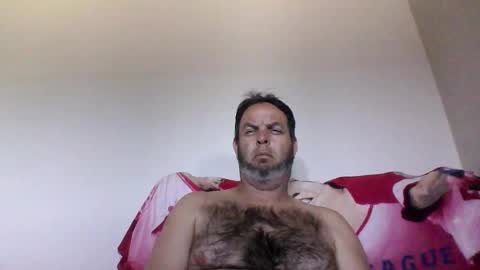 Snapshot of rubbingoneout714 chatting on 03/10/25, 07:29 rubbingoneout714 online show from 03/10/25, 07:29