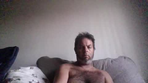 Snapshot of rubbingoneout714 chatting on 09/09/25, 12:15 rubbingoneout714 online show from 09/09/25, 12:15