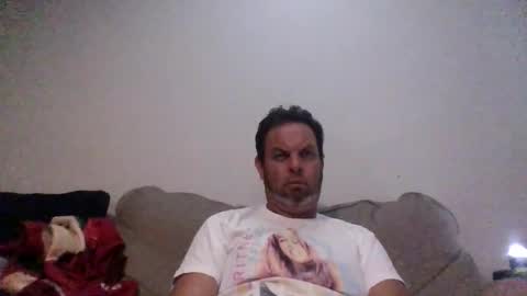 Snapshot of rubbingoneout714 chatting on 10/30/25, 02:24 rubbingoneout714 online show from 10/30/25, 02:24