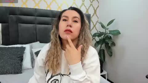 Snapshot of rubby_taylor chatting on 07/11/26, 11:35 RubbyTaylor online show from 07/11/26, 11:35