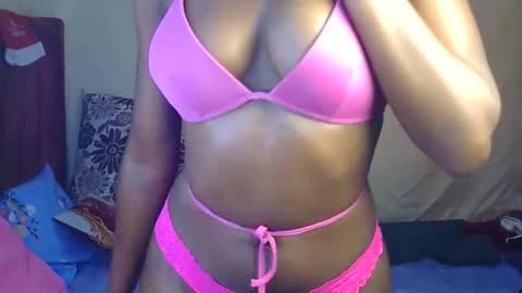 Snapshot of rubbyrosee chatting on 04/28/26, 01:49 Rosee online show from 04/28/26, 01:49