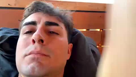 Snapshot of rubenzaragosa09 chatting on 08/01/26, 01:21 rubenzaragosa09 online show from 08/01/26, 01:21