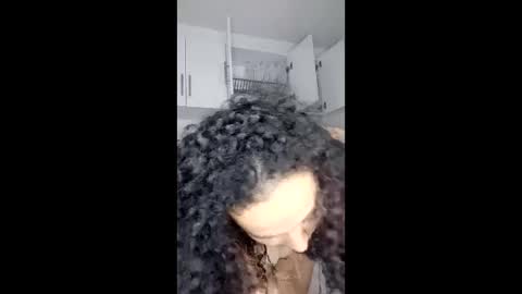 rubi curly online show from 12/22/25, 12:07