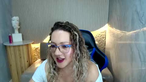rubia_encantada_r online show from 02/20/26, 08:20