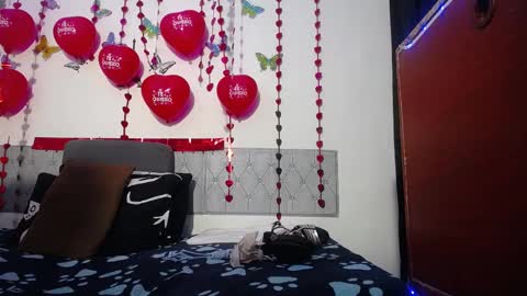 Snapshot of ruby_brown_ chatting on 02/15/25, 10:10 Ruby online show from 02/15/25, 10:10