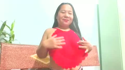 Snapshot of ruby_chann chatting on 09/27/25, 11:37 ruby_chann online show from 09/27/25, 11:37