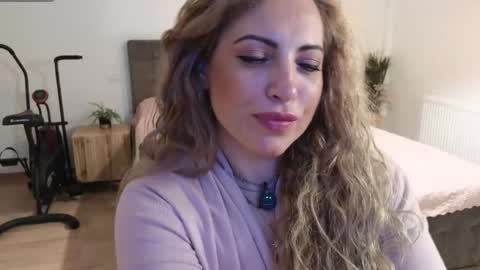 Snapshot of ruby_fit chatting on 05/05/26, 12:51 Ruby online show from 05/05/26, 12:51