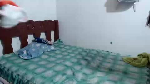 Snapshot of ruby_megan88 chatting on 01/13/25, 08:15 ruby and megan online show from 01/13/25, 08:15