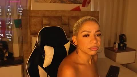 Snapshot of ruby_nixie chatting on 06/24/26, 11:31 Ruby online show from 06/24/26, 11:31