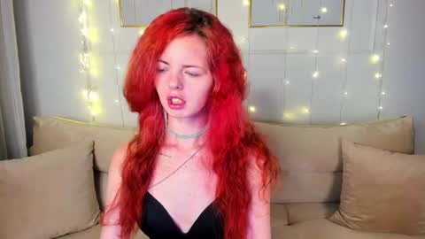 Snapshot of rubyattwood chatting on 02/18/25, 05:31 rubyattwood online show from 02/18/25, 05:31