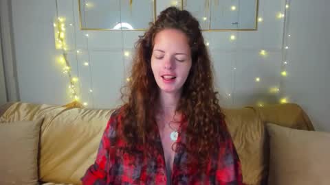 Snapshot of rubyattwood chatting on 10/05/25, 02:26 rubyattwood online show from 10/05/25, 02:26