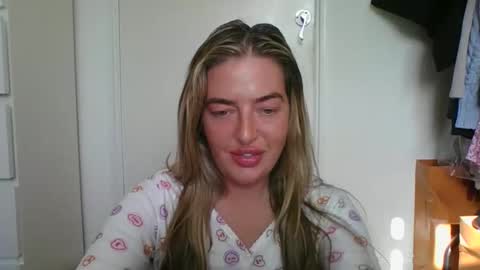 Snapshot of rubyredxxxoxxx chatting on 04/18/26, 08:07 rubyredxxxoxxx online show from 04/18/26, 08:07