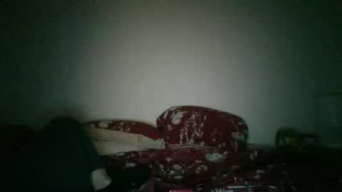 Snapshot of rubyrubate chatting on 12/17/25, 01:44 rubyrubate online show from 12/17/25, 01:44