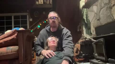 Snapshot of rubywavesback chatting on 12/05/25, 09:29 rubywavesback online show from 12/05/25, 09:29