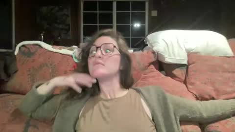 Snapshot of rubywavesback chatting on 02/26/26, 07:40 rubywavesback online show from 02/26/26, 07:40