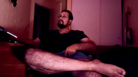 Snapshot of ruck_31 chatting on 01/27/25, 01:26 Ruck online show from 01/27/25, 01:26