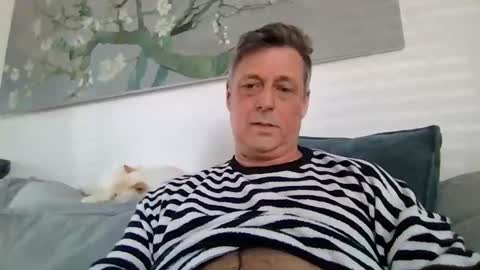 Snapshot of rudeski chatting on 03/26/26, 03:28 rudeski online show from 03/26/26, 03:28