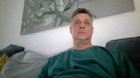 Snapshot of rudeski chatting on 05/13/26, 04:26 rudeski online show from 05/13/26, 04:26