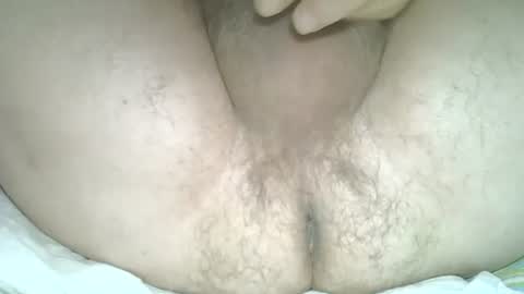 Snapshot of rudiruba chatting on 12/20/25, 02:02 rudisuzzy online show from 12/20/25, 02:02