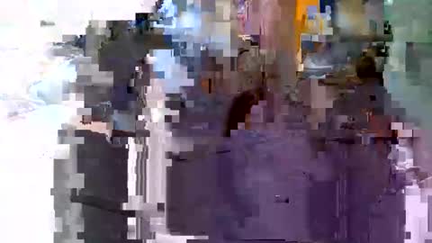 Snapshot of ruffbwoy chatting on 12/29/24, 04:27 Jayden online show from 12/29/24, 04:27