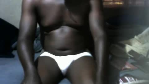 Snapshot of ruffbwoy chatting on 09/20/25, 11:33 Jayden online show from 09/20/25, 11:33