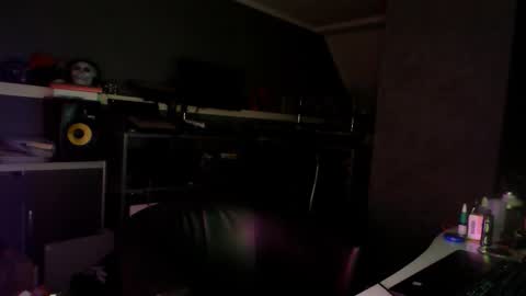 Chico que rico Caliente online show from 02/06/26, 03:00