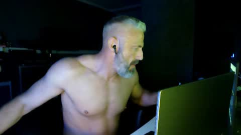 Chico que rico Caliente online show from 07/14/26, 02:27