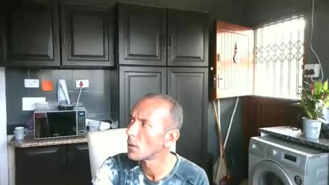 ruffriders1 online show from 10/09/25, 06:44