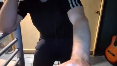 rugby_boy2000 online show from 09/29/25, 06:24