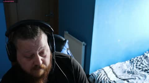 Snapshot of ruggedvikingof chatting on 05/13/26, 12:13 ruggedvikingof online show from 05/13/26, 12:13