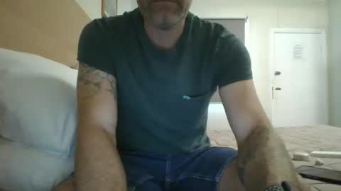 Snapshot of ruinedmyfun chatting on 03/31/26, 06:58 ruinedmyfun online show from 03/31/26, 06:58